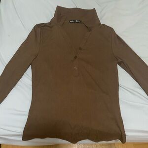 SHEIN Essnce Solid Half Button Rib-knit Tee